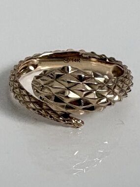 Mejuri 14k Solid Yellow Gold Wrapping Snake Band Ring Size 5.25 Rare Sold Out